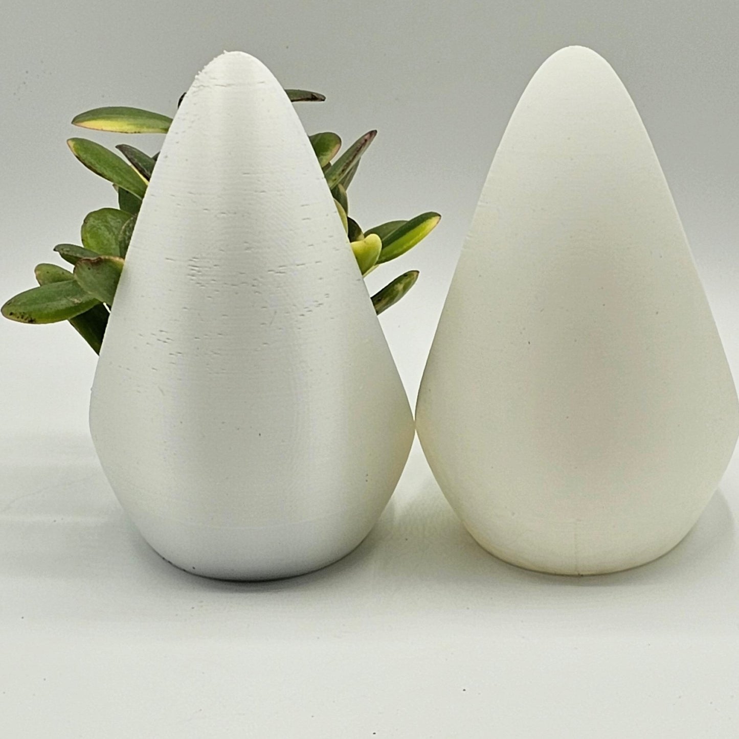 La Luna Crescent Moon Planter, Cloud White